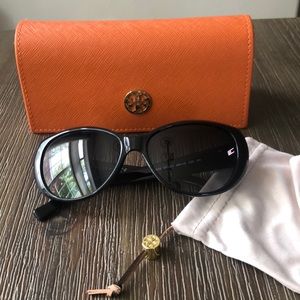 Tory Burch classic cat-eye sunglasses